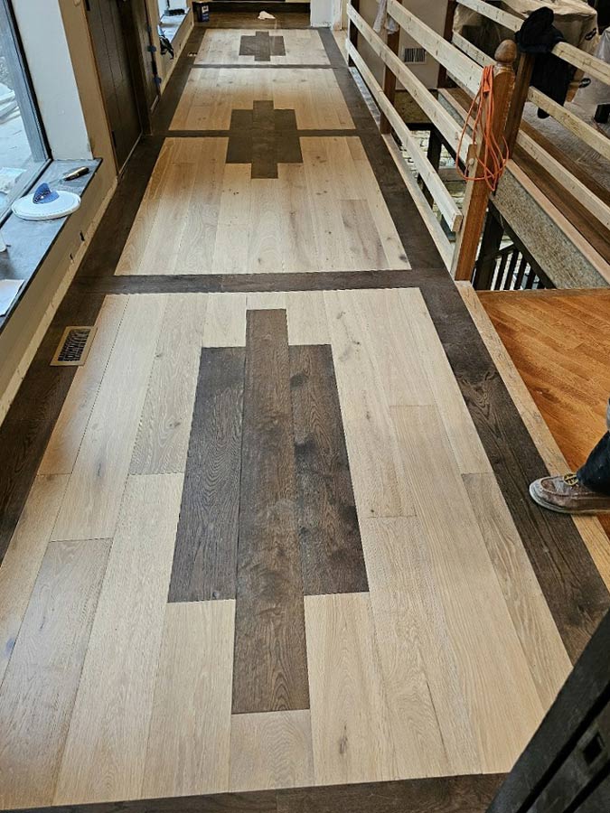 hardwood-floor-hallway-design